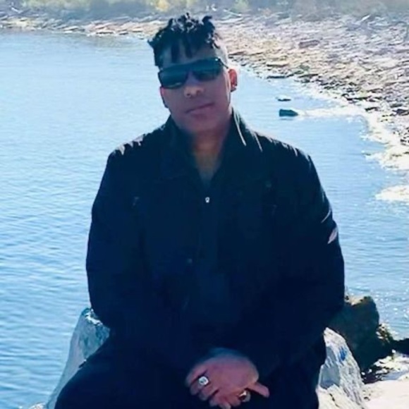 Meet your Posher, Alexei - Picture 1 of 1